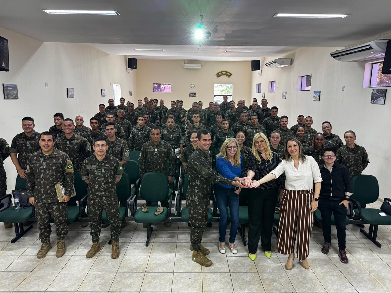 Foto de palestra institucional